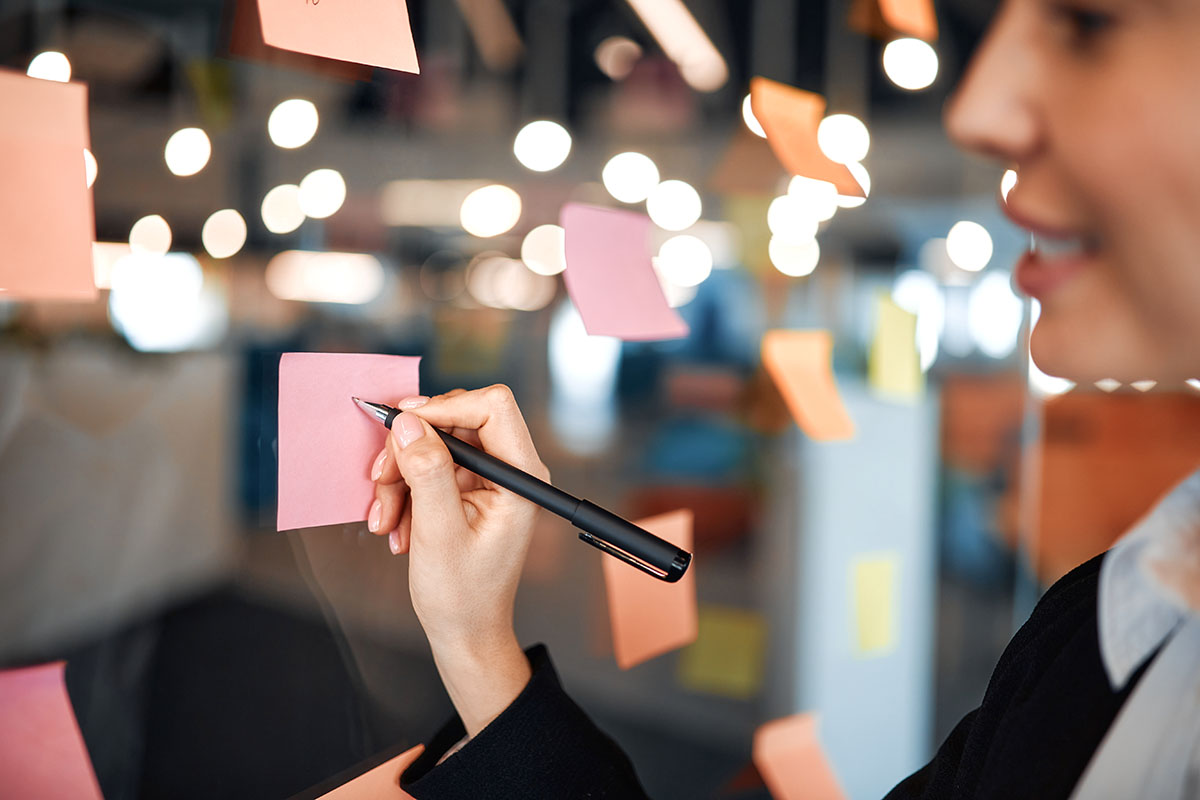 Δώρα για δασκάλα – προσιτές ιδέες που εντυπωσιάζουν χωρίς να κοστίζουν